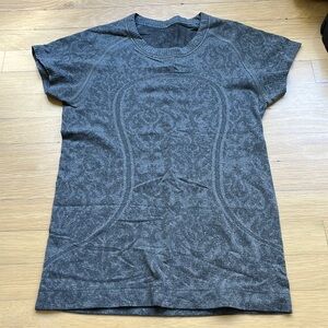 Lulu Lemon tee shirt